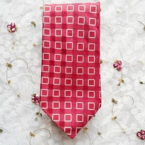 VTG Tommy Hilfiger 100% Silk Tie Red Blue Squares